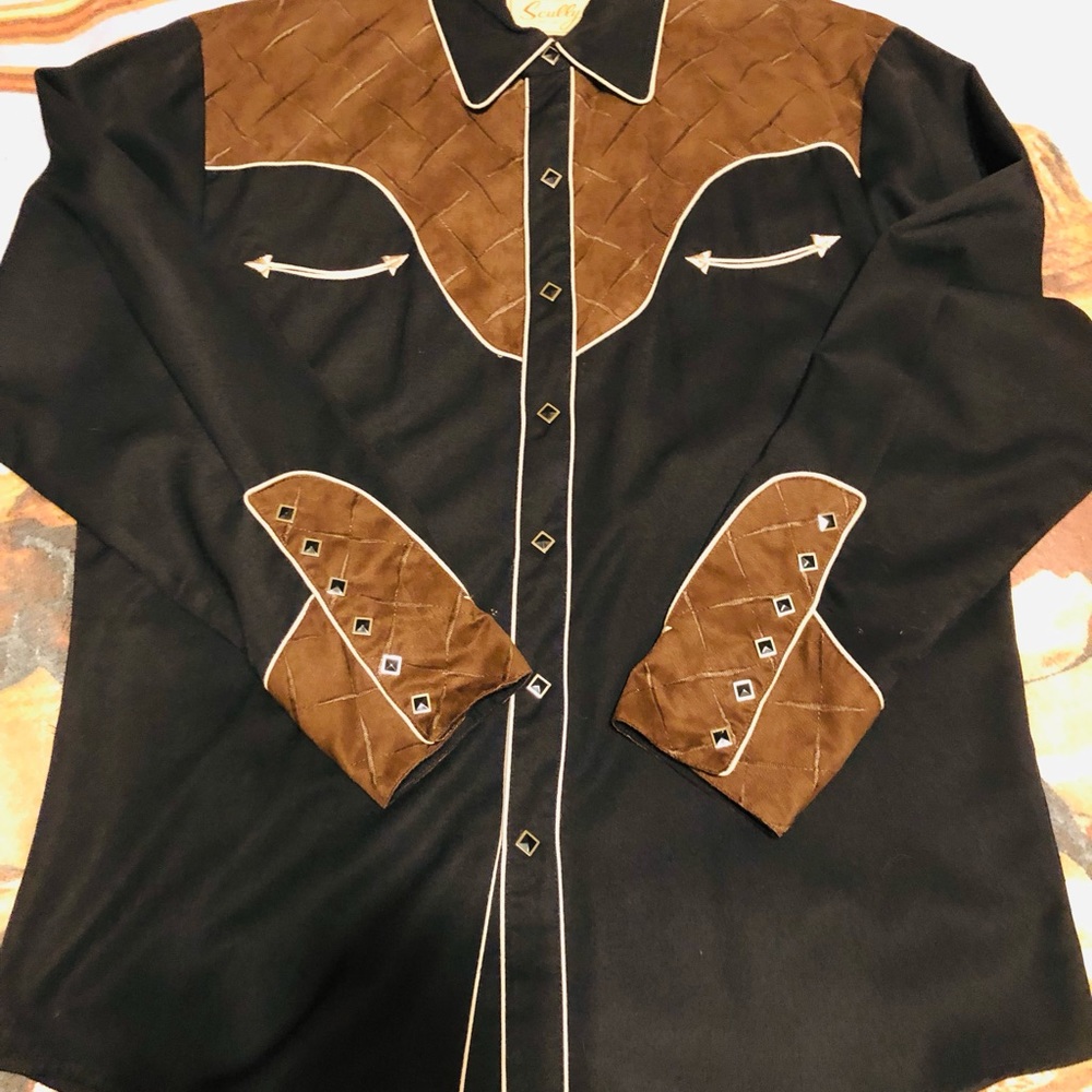 Western Button Down Shirt. 1990’s. Excellent condition!!!